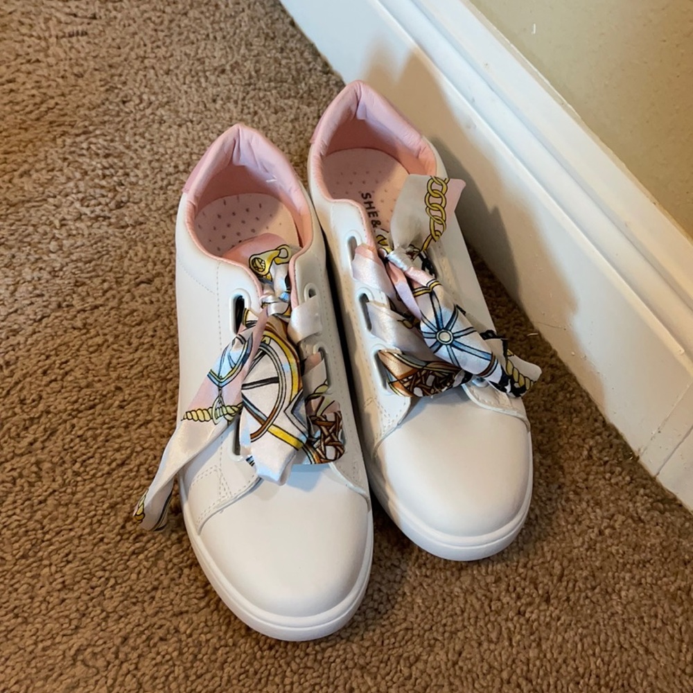 Sneakers